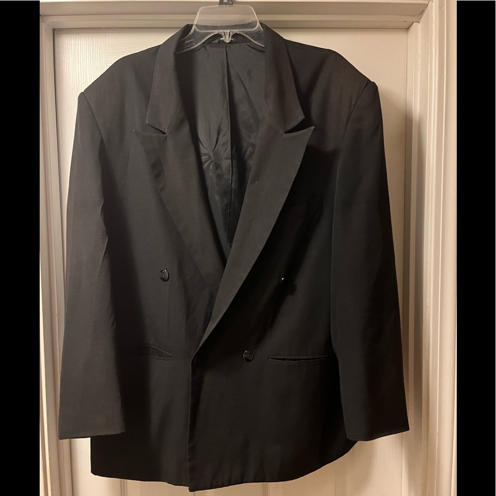 Men’s Black suit jacket